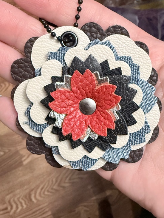 @roostercuster Accessories - Handmade Floral Bag Charm